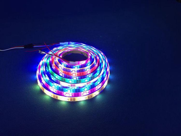 惠州APP智能蓝牙多色灯方案 /BLE蓝牙智能幻彩灯控方案 /智能照明系统方案 /低能耗幻彩灯方案